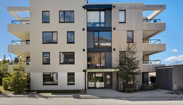 Residence Du Parc - Apt 5 at the base of Coronet Peak