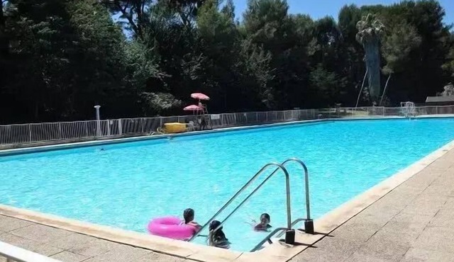 Residence Les Morrières - 150 m from the beach, private domain with swimming pool