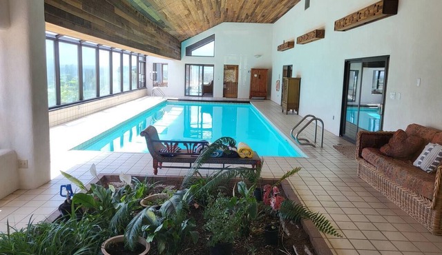Residence Guesthouse on 30 acre Cielo Taos Estate