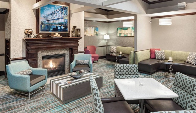 Residence Inn by Marriott Kansas City Country Club Plaza