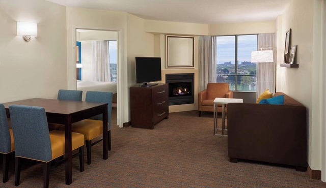 Residence Inn by Marriott Toronto Airport