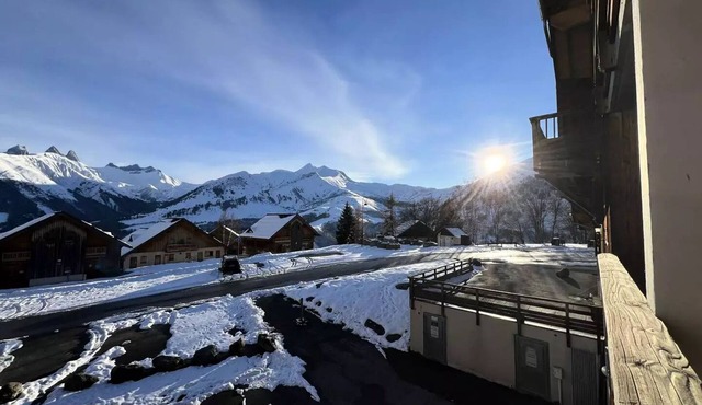 Residence La Fontaine Du Roi - Family apartment 8 beds, Aiguilles d'Arves view