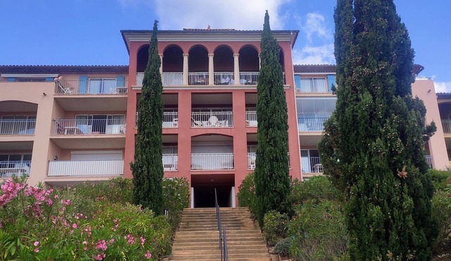 Residence LE HAMEAU DES ISSAMBRES