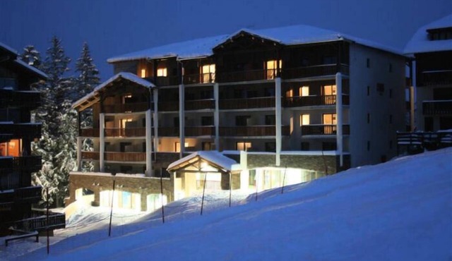 Residence Les Blanches Provençales - 2 Rooms 5/7 People Mountain Corner Duplex