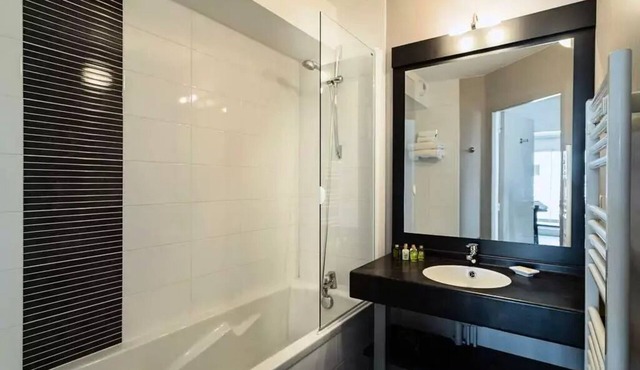 Residence Les Villas du Spa* - 2 Rooms 4 People Side Sea View