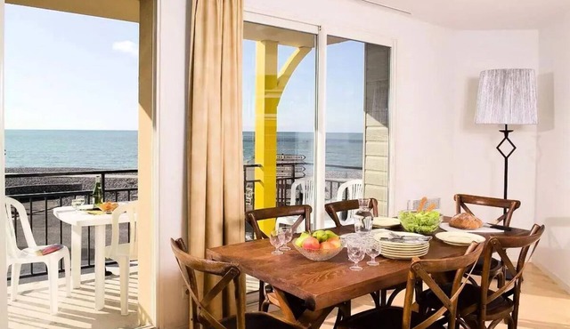 Residence Les Terrasses de la Plage * - 3 Rooms Cabin 8 People Sea View