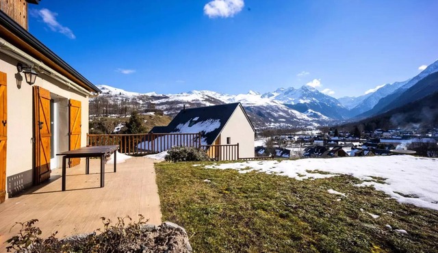 Residence Mgenos1-genos - Superb house for 10 people Genos, near Lake