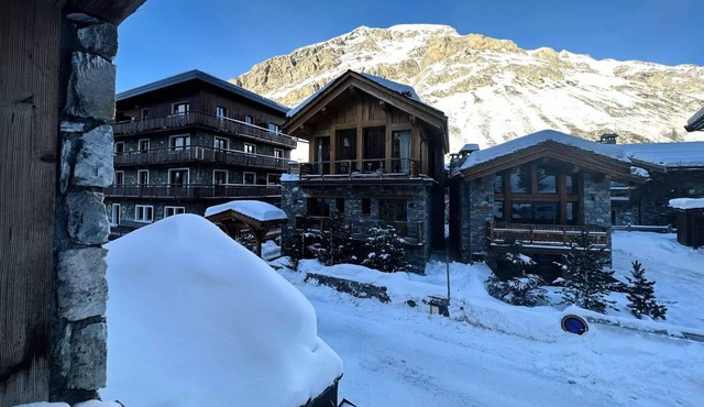 Residence Rogoney - Les Bleuets - Studio 3 people in Val d'Isère 300m from the village center and 100m from the slopes