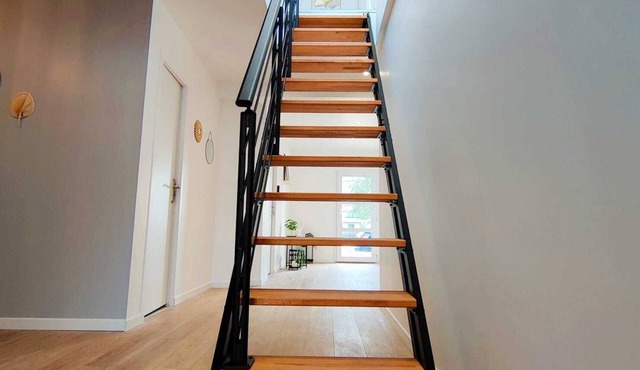 Residence with 6 en-suite bedrooms.