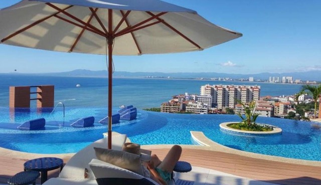 Residences by Pinnacle, 220 Pulpito, Puerto Vallarta, Zona Romantico