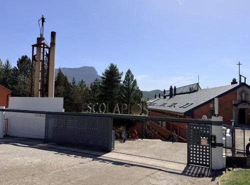Residencia Albergue Jaca
