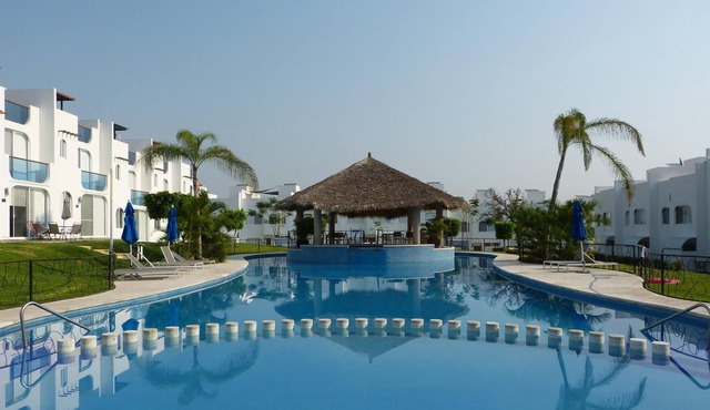 Residencial Club Nautico Teques ( Solo Plan Familiar)