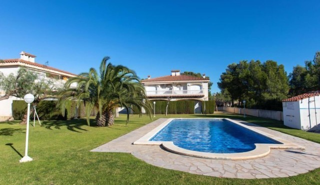 Residencial Eurosol de los Monteros by Interhome