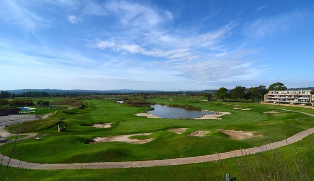 RESIDENCIAL GOLF 30 2-1