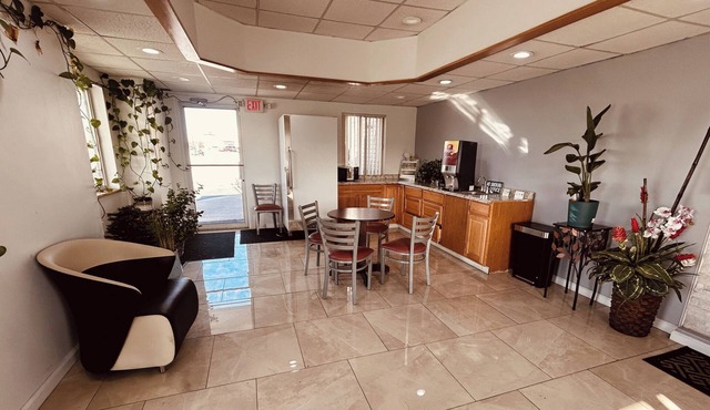 Residential Suites Blue Springs by Hotel O I 70