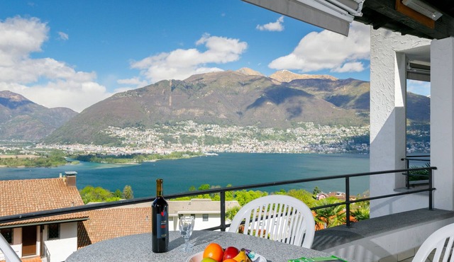 Residenza Miralago Apt. A8 by Interhome