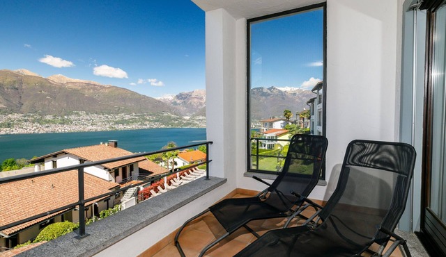 Residenza Miralago Apt. B16 by Interhome