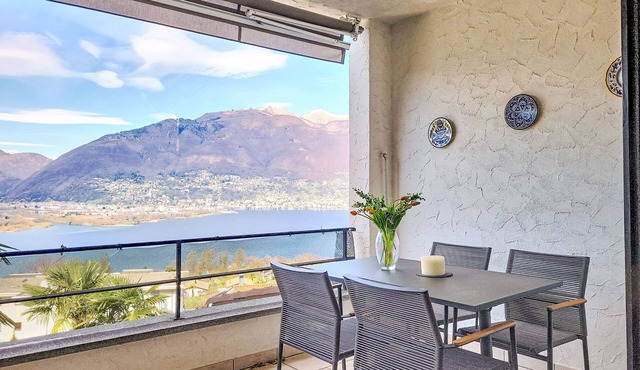 Residenza Miralago Apt. A6 by Interhome