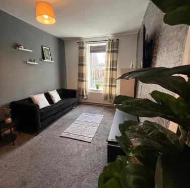 ResiLets - Front Street East Apartment