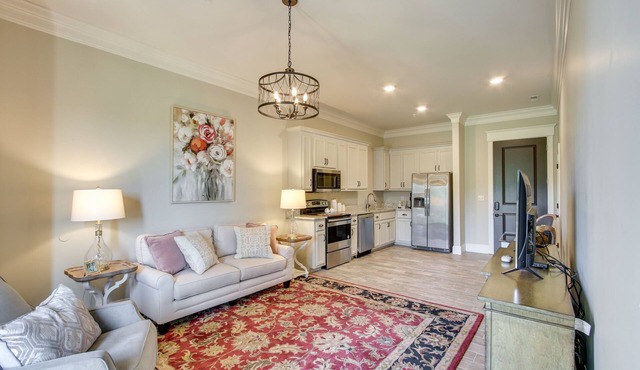 Resort Apartment in Loretto w/Private Patio!