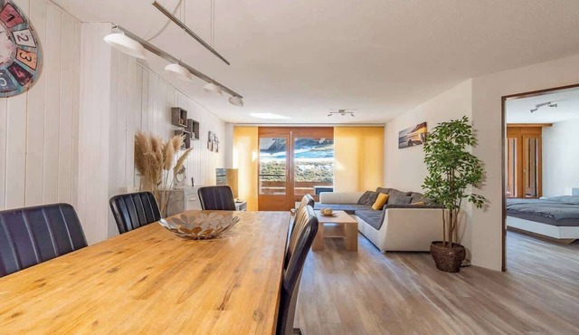 Resort Apartment | Next to Gondola + BBQ & Parking