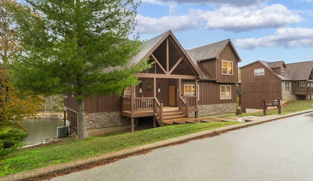 Resort Cabin! Pets,Fireplace, Waterfront and Waterview | 122A