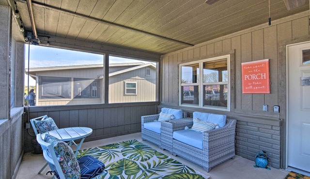 Resort Cabin w/Nearby Pool & Lake Access!