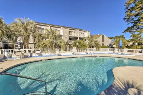 Resort Escape Heated Pool + Balcony Sleeps 4