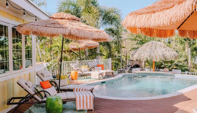 Resort Estate: Serenity Pool, Games, Boating Dock