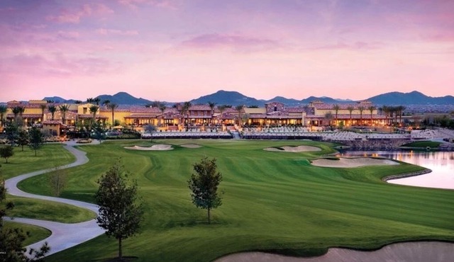 RESORT Lifestyle - Golf - Fitness - NO STAIRS - Sleeps 6