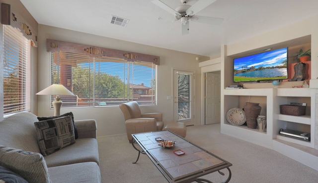 Resort-like amenities and perfectly located Scottsdale condo