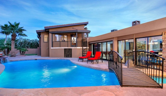 Resort-like w/Tennis, Bocci, Golf & Games Galore!