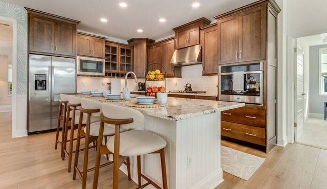 Resort Retreat: King Suites & Nature Trails