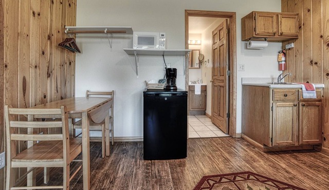 Resort Rooms on Butternut Lake