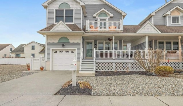 Resort Style Beach Home!