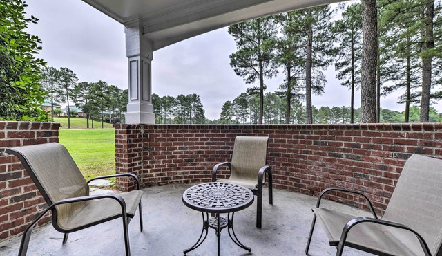 Resort-Style Condo/Suite on Golf Course w/Pool!