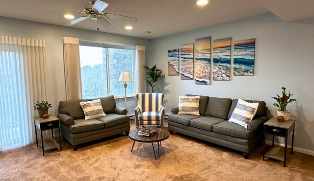 Resort Style Condo w/Exclusive Amenities: Private Beach, Saltwater Pool & More!