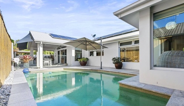 Resort Style Home With Pool Twin Waters