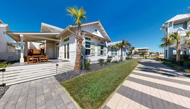 Resort Style Pools, Boardwalk to the Beach, Restaurant on Site