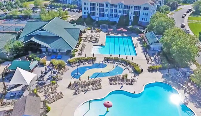 Resort Townhome w/Pools, Golf & Dog-Friendly