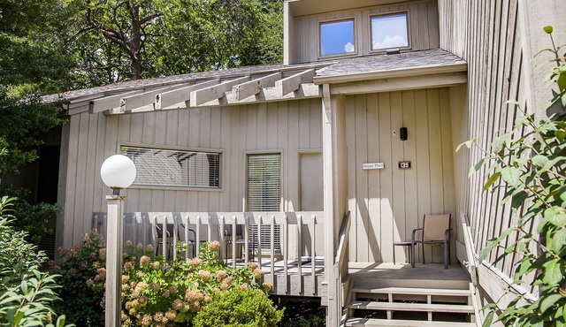 🌄Resort Vacations at Fairfield Glade TN Golf Villa with two bedrooms + loft, has 6 beds!