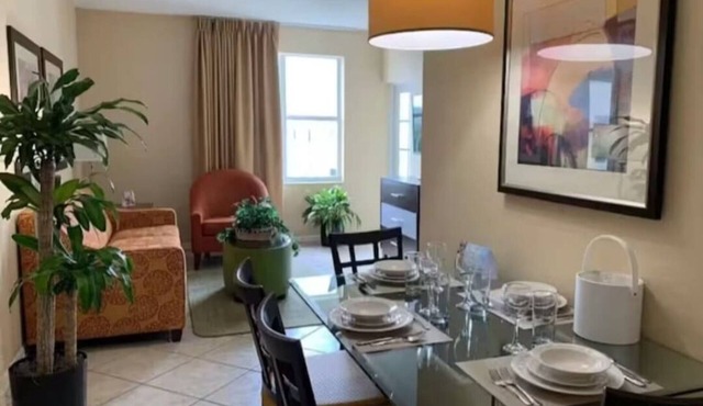 Resort with 1 bedroom and AC in wonderful garden city of Weston