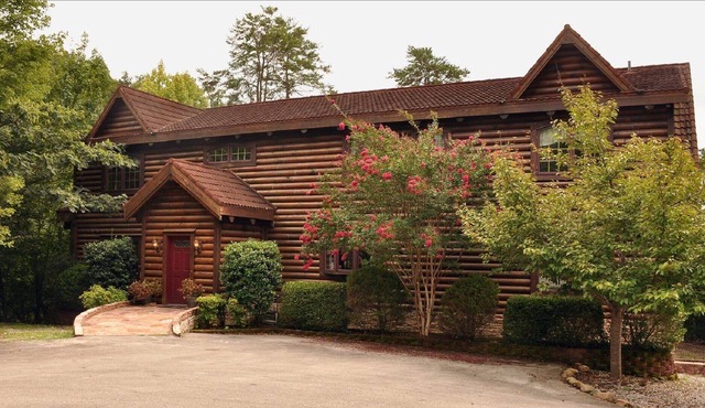 Respite Lodge by the Tennessee River