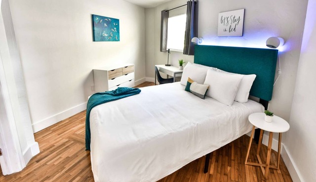 ✨Rest + EAT + SHOP | NEW ONE BEDROOM PLUS FREE PARKING