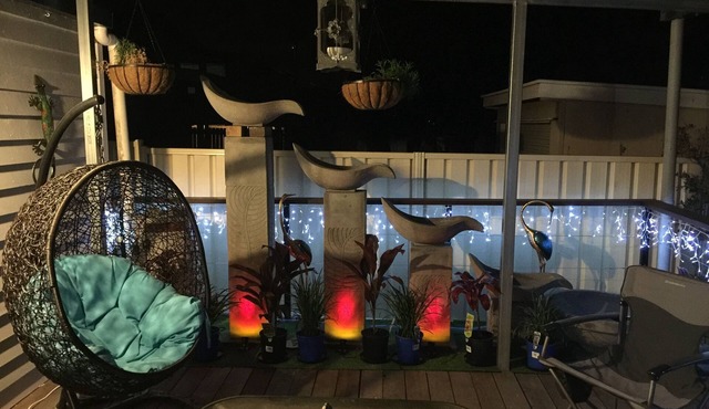 Rest relax in elegant surroundings very close to town with FREE Wifi and Netflix