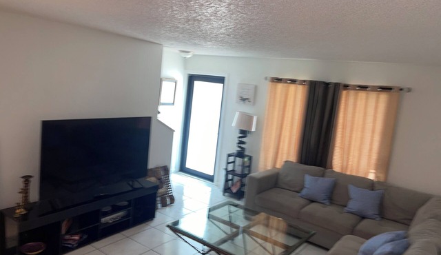 Rest Up and Relax 2BDRM/King Bed
