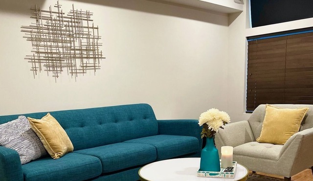 Rest up at our cozy Upper Fells Point townhome.