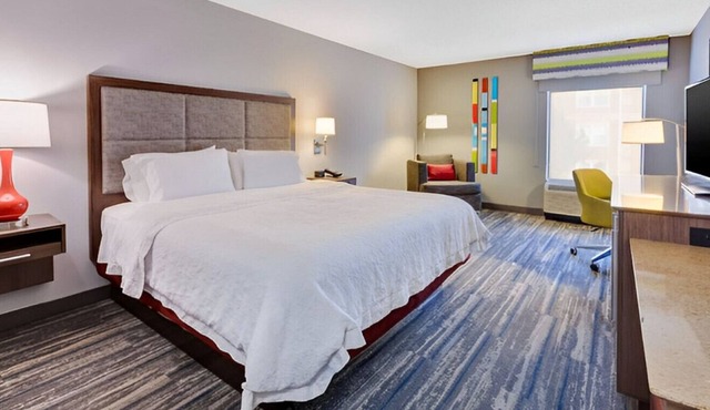 Rest up & Recharge in Charming Place! With Gym