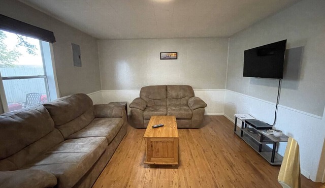 Restful cabin at Lake Texoma: Cabin 1
