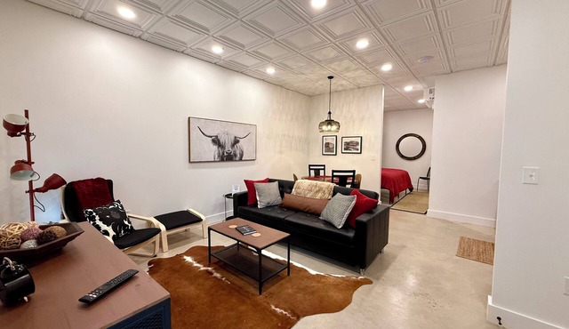 Restful Remedy~A modern industrial farmhouse Alcove studio in Pilot Mountain.